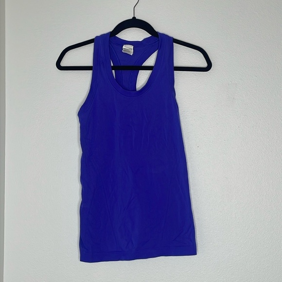 Athleta Momentum Seamless Tank Top - Picture 2 of 9